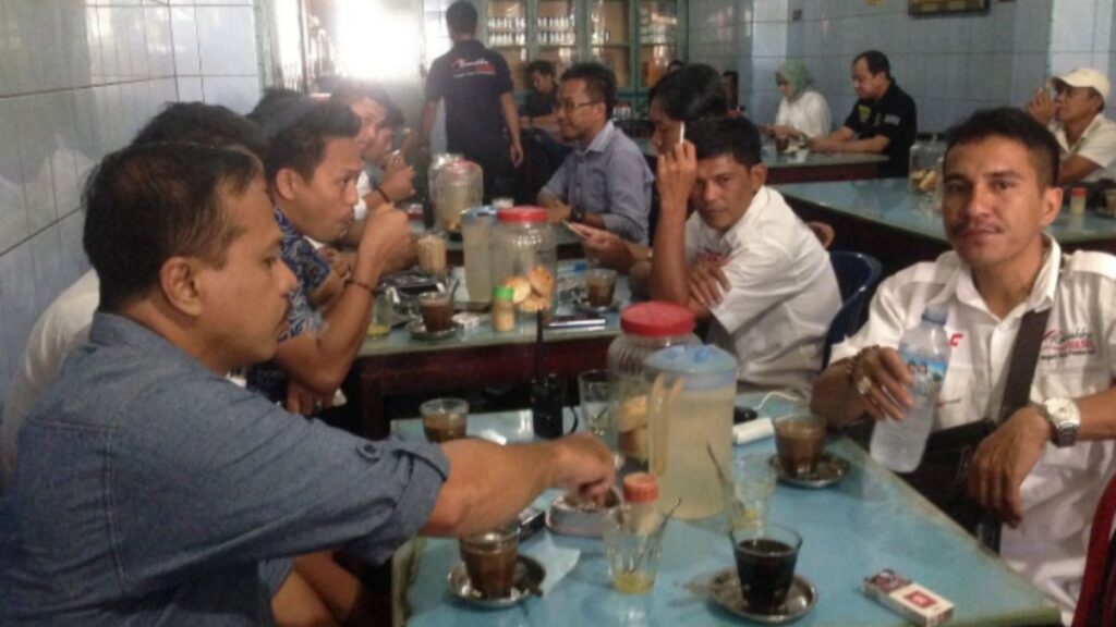 Usaha Warkop (Warung Kopi) Estimasi Modal dan Variasi